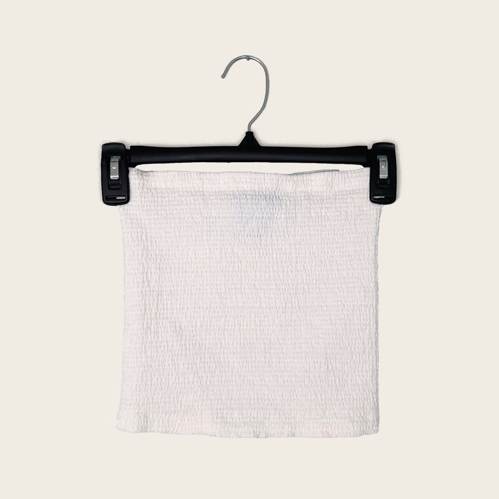 No Boundaries Vintage Vivid White Seamless Textured Tube Top